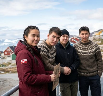Unge aktivister fortæller: Hvorfor min generation kæmper for Grønlands uafhængighed
